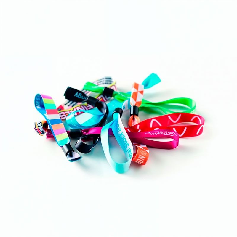 Armband 100% Personalisiert MIT RING